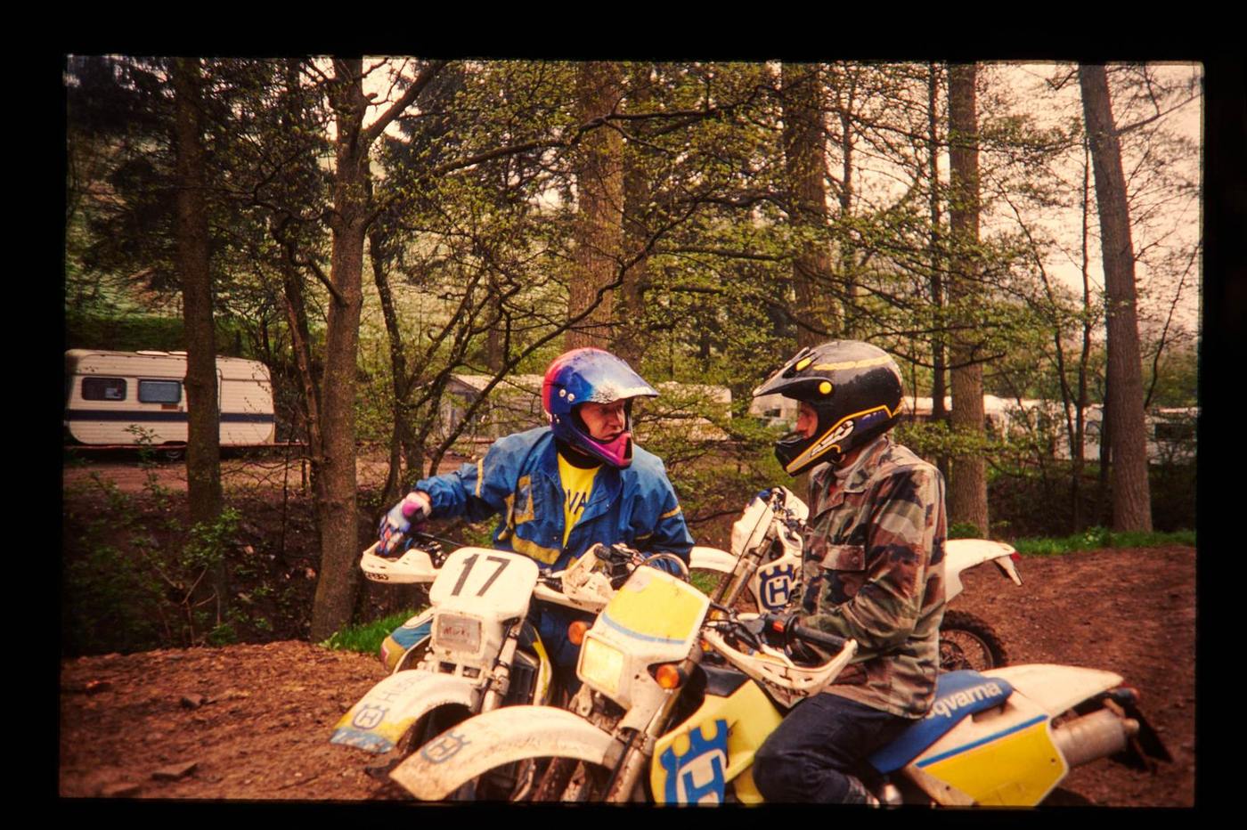 Historische Moto-Rumpf-Aufnahme: Enduro-Training, Moto-Rumpf Family, Belgien, 1996.