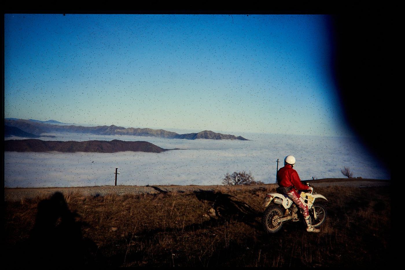 Historische Moto-Rumpf-Aufnahme: Rallye Pistonata, Italien, 1992.